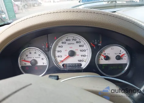 2004 Ford F-150 Lariat/Xlt из США, поврежденный, VIN 1FTPW12524KB76697